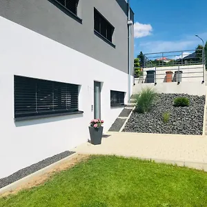 Moderne Mit Terrasse Und Garten Verwaltungsgemeinschaft Haldenwang